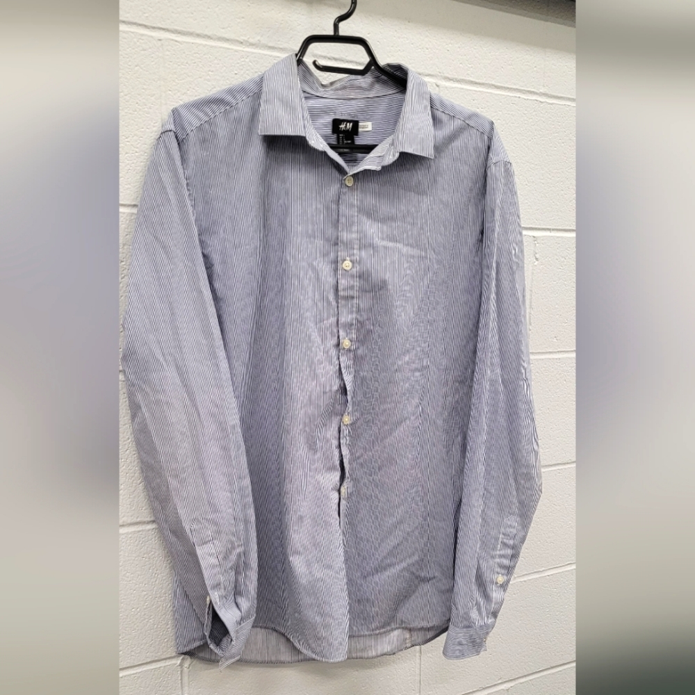 Long sleeve dress shirt